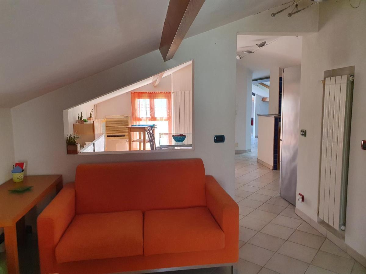 Apartamento La Mansarda Savona Exterior foto